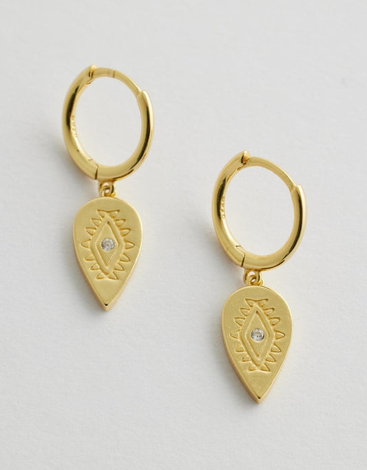 Aurora Huggie Earrings - Gold flay lay