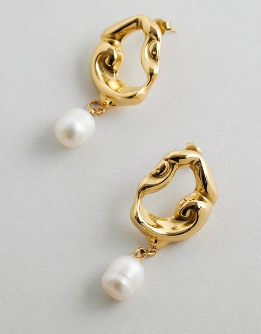Rome Pearl Earrings flat lay