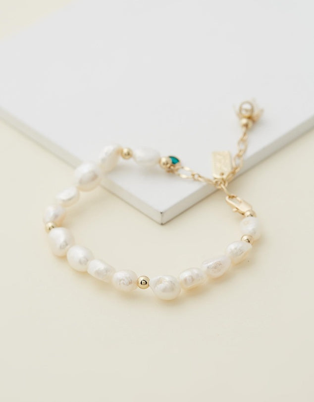 Addison Pearl Bracelet