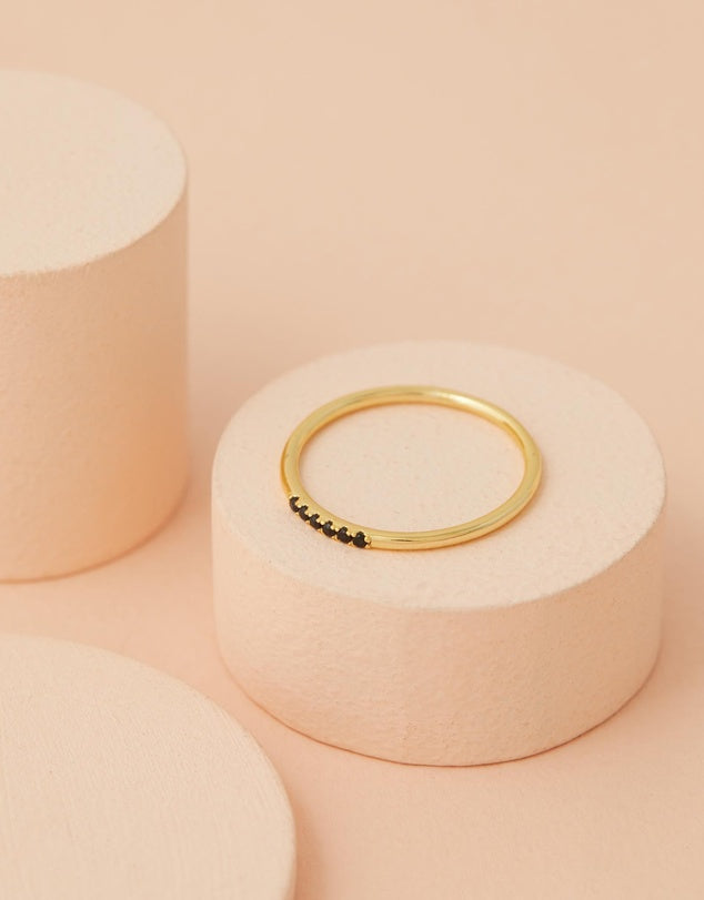 Camilla Ring