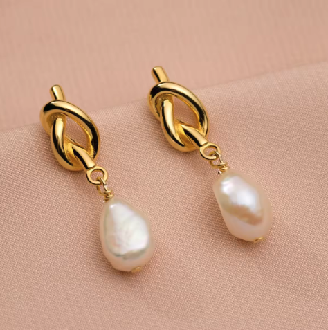 Chloe Pearl Studs - Gold with twist detailing and drop pearl embellishments.