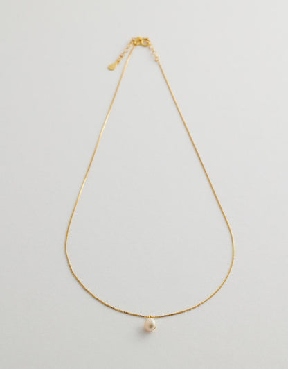 Elowen Pearl Necklace full shot flay lay