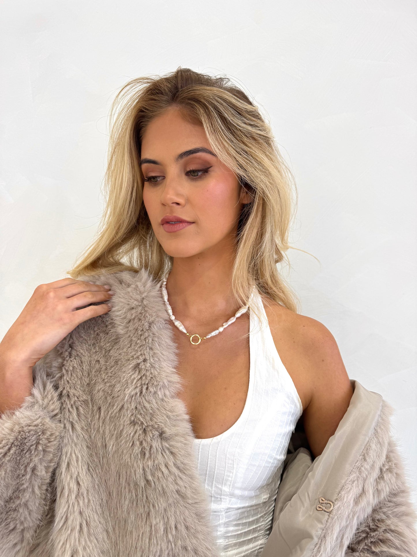 Alba Pearl Necklace