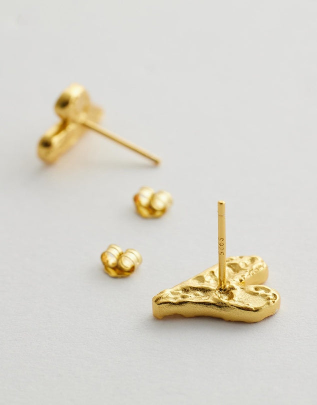 Rivellia_Heart_Earrings flat lay back veiw