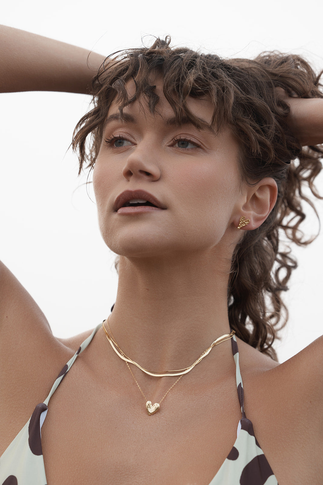 Rivellia Heart Necklace front view model