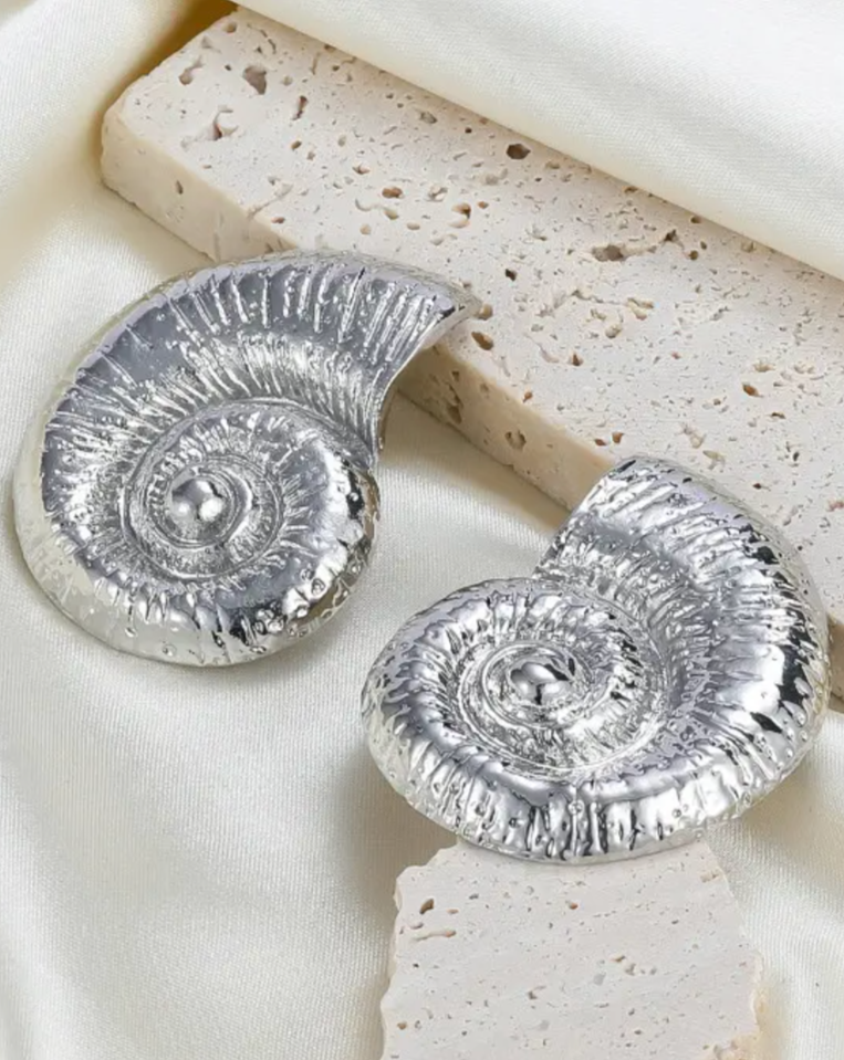 Conch Earrings Silver