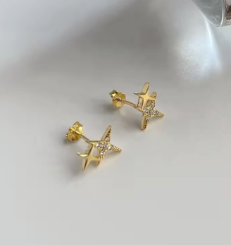 Andie Star Studs - Gold