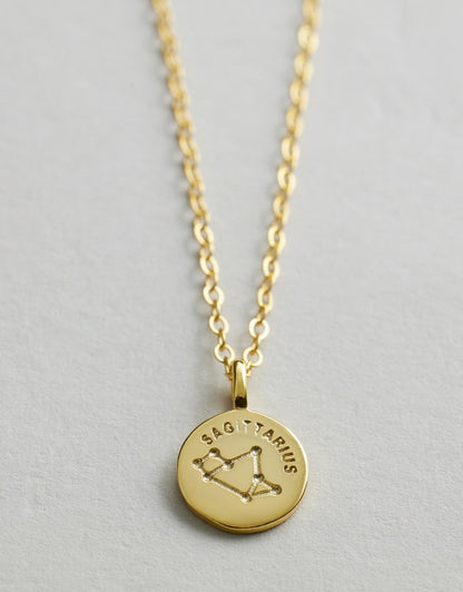 Starsign_Necklace sagittarius flat lay