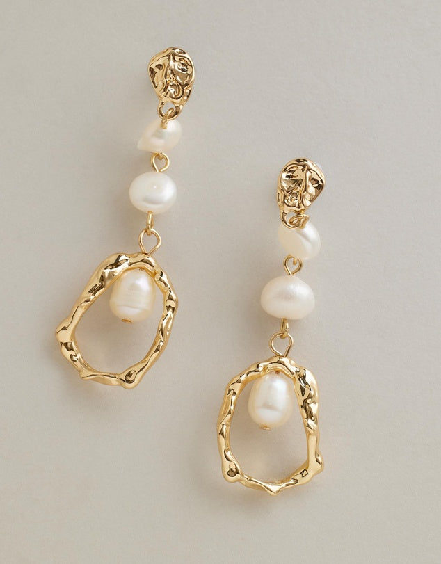 Tahlia Pearl Earrings front on image on grey background