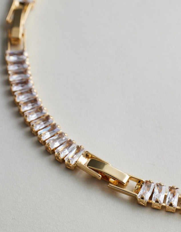 Tennis Necklace close up