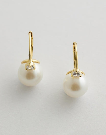 Valora Pearl Earrings flat lay front on