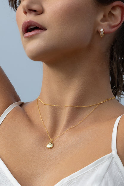 Virelia Teardrop Necklace model front view