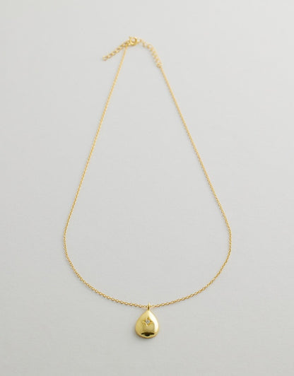 Virelia Teardrop Necklace flay lay