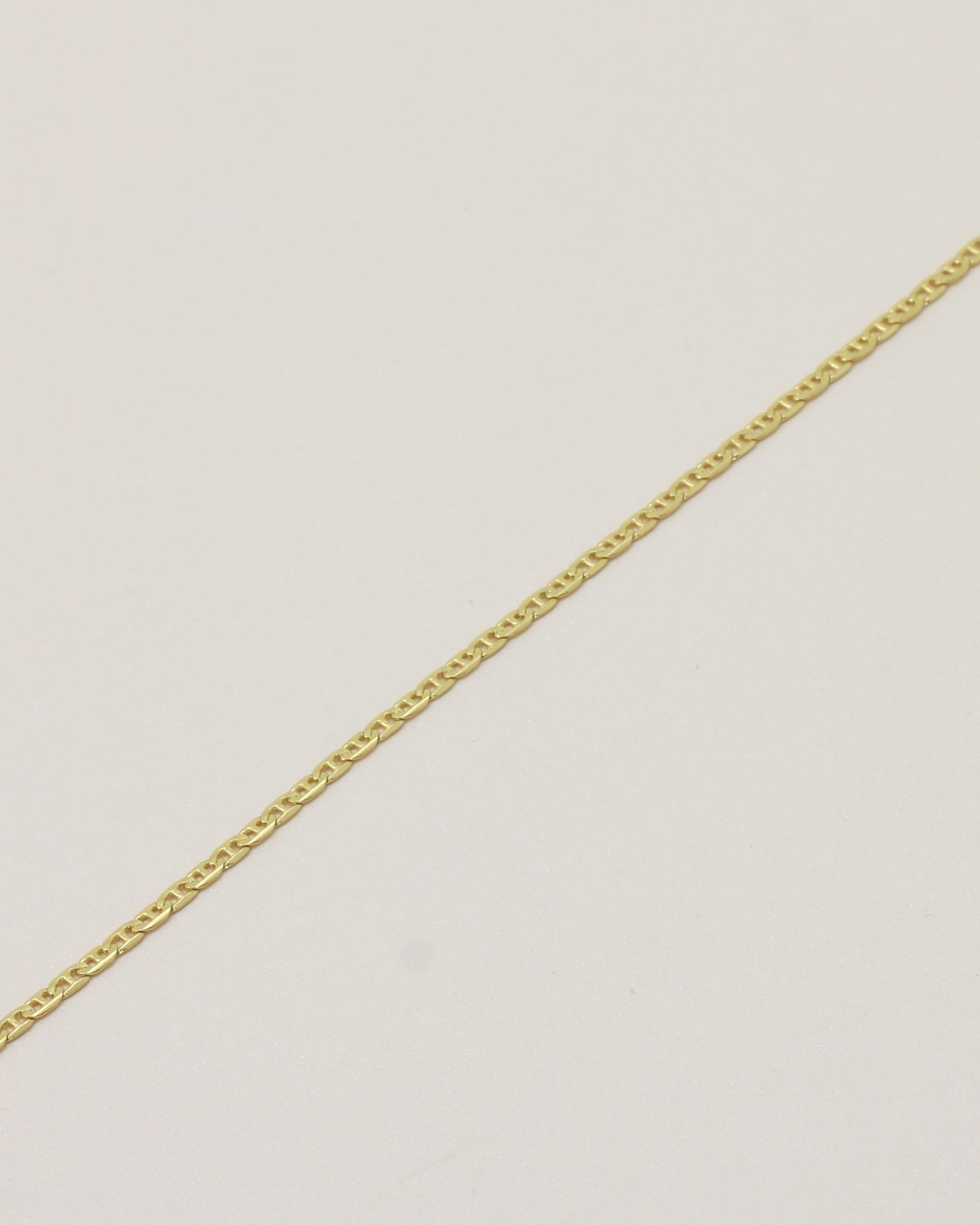 Hendrix Boyfriend Chain close up of chain