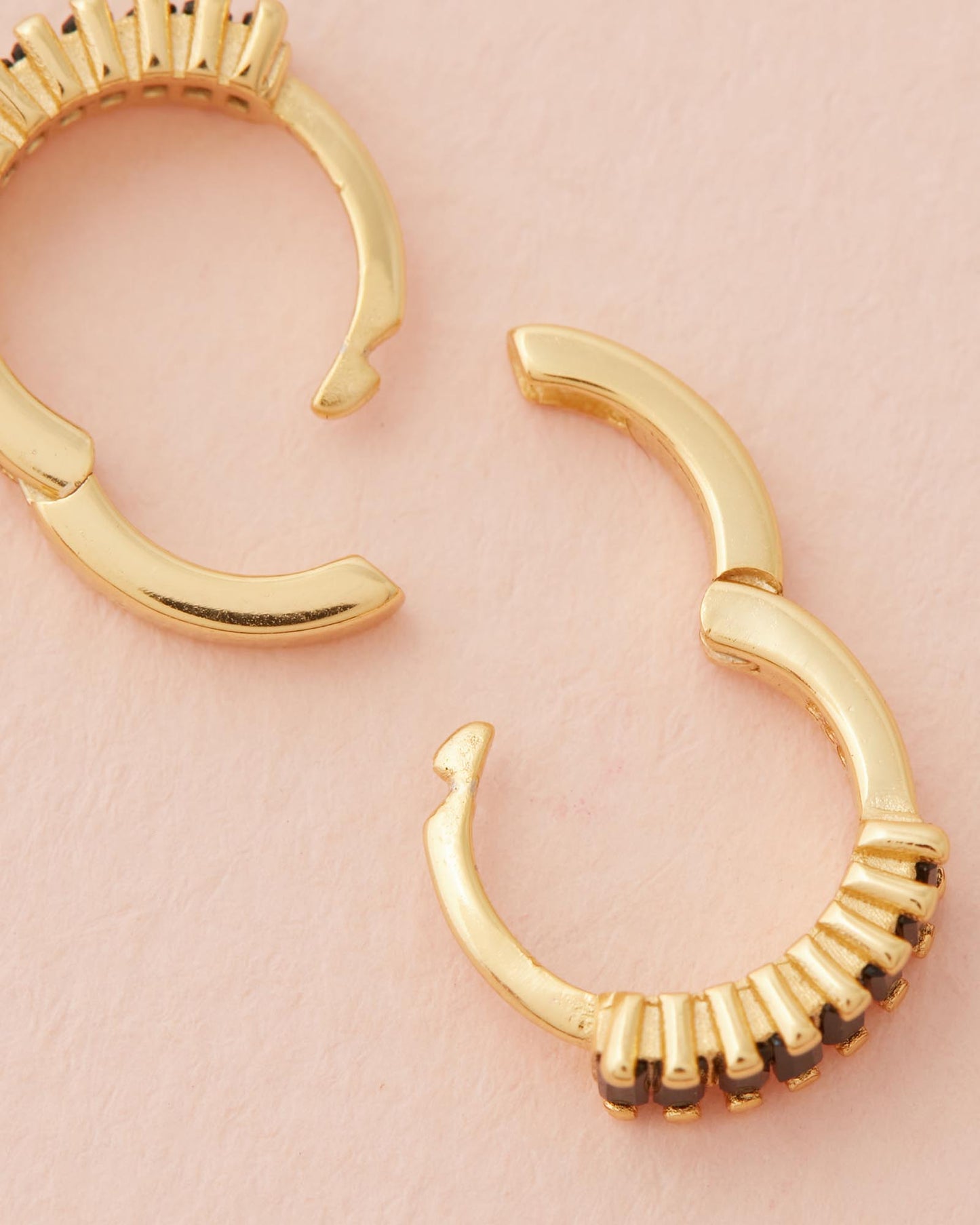 Lennox Huggies - Gold & Black close up open clasps