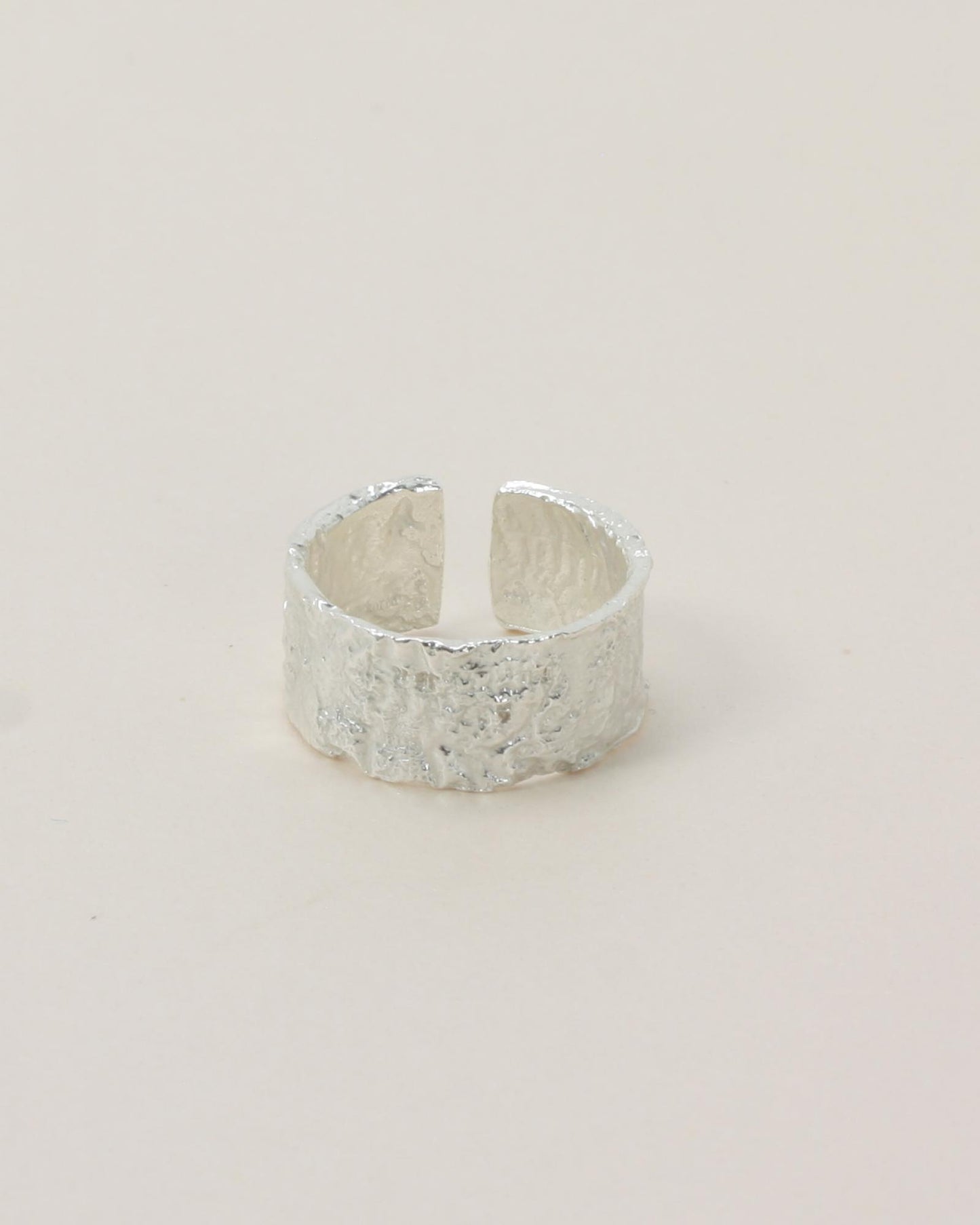 Noah Textured Ring - Silver front view